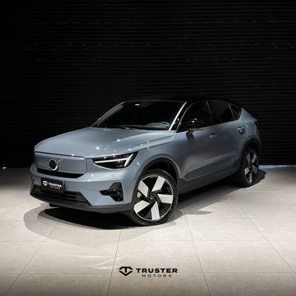 VOLVO C40 P8 RECHARGE PURE ELECTRIC AWD
